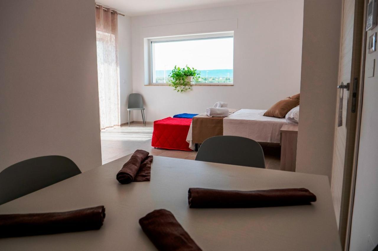 B&B A Un Passo Dal Mare Torre Canne Exteriör bild