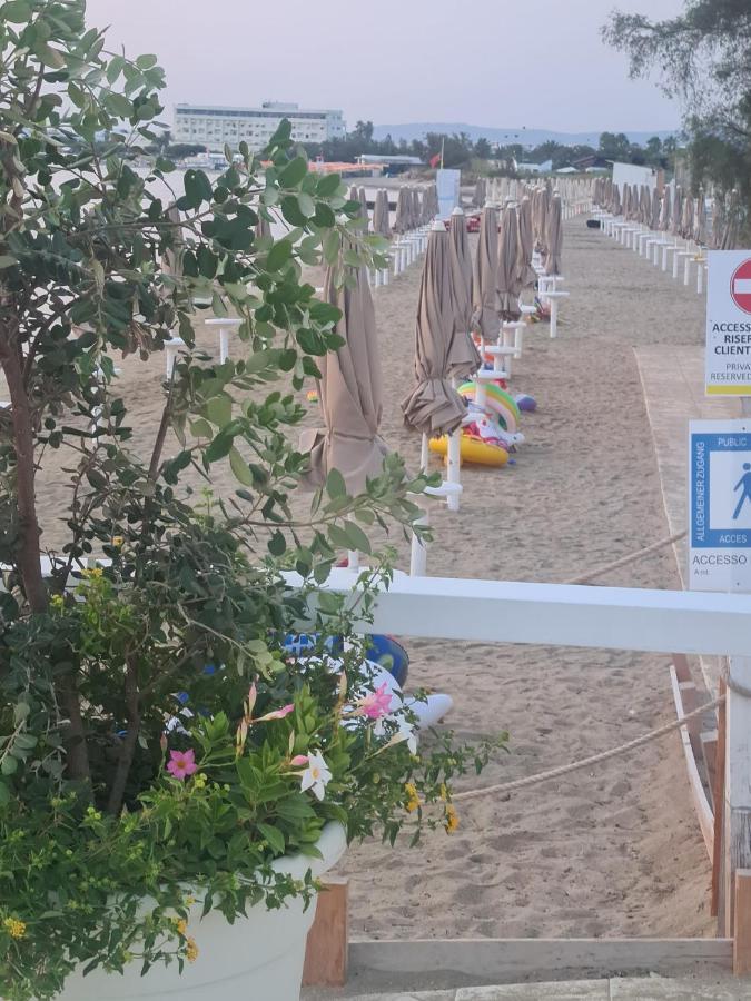 B&B A Un Passo Dal Mare Torre Canne Exteriör bild